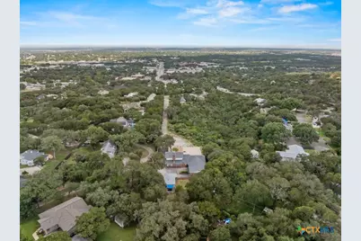 699 Floral Avenue, New Braunfels, TX 78130 - Photo 47