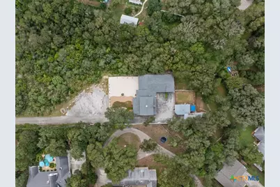 699 Floral Avenue, New Braunfels, TX 78130 - Photo 45