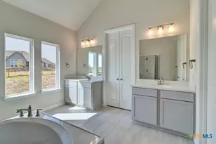 11951 Lofted Bloom, Schertz, TX 78154 - Photo 9