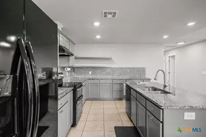 639 Blackbuck Ridge Drive, Lampasas, TX 76550 - Photo 11