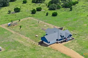 639 Blackbuck Rdg Dr, Lampasas, TX 76550 - Photo 27