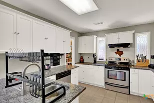 801 Cedar Oaks Ln, Harker Heights, TX 76548 - Photo 11