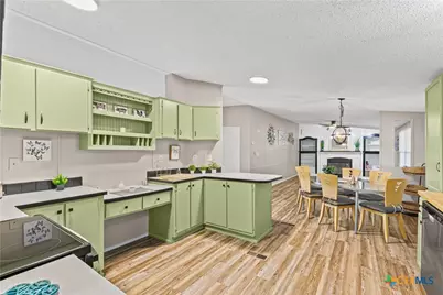 113 Austin Street, Gatesville, TX 76528 - Photo 11