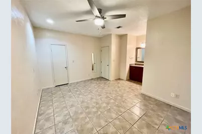 421 W San Antonio, San Marcos, TX 78666 - Photo 17