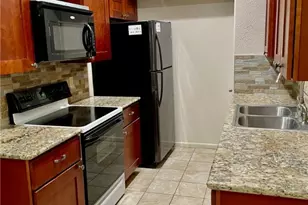 421 W San Antonio, San Marcos, TX 78666 - Photo 9