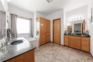 13391 Cedar Valley Rd, Salado, TX 76571 - Photo 15