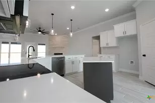 1321 Red Rock Rd, Hewitt, TX 76643 - Photo 7