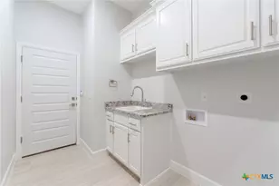 3703 Dodge City Dr, Killeen, TX 76549 - Photo 39