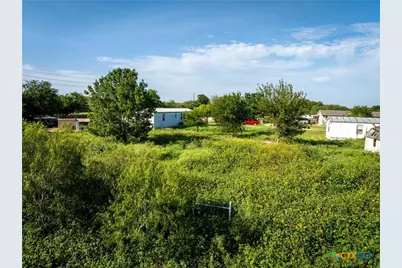 308 Alysia Circle, New Braunfels, TX 78130 - Photo 13