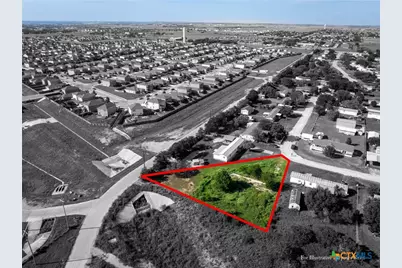 308 Alysia Circle, New Braunfels, TX 78130 - Photo 7