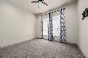 128 Strada Luca, Florence, TX 76527 - Photo 33