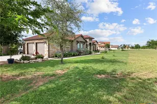 128 Strada Luca, Florence, TX 76527 - Photo 43