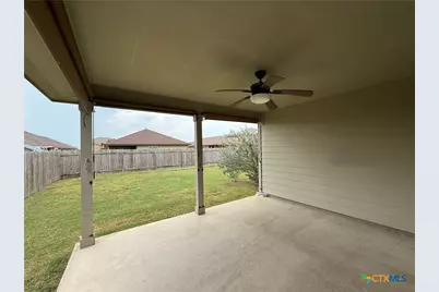 2252 Hawk Drive, New Braunfels, TX 78130 - Photo 3