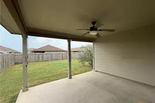 2252 Hawk Dr, New Braunfels, TX 78130 - Photo 3