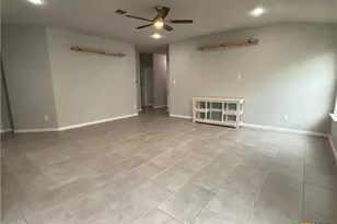 2252 Hawk Dr, New Braunfels, TX 78130 - Photo 7