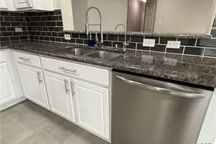 2252 Hawk Dr, New Braunfels, TX 78130 - Photo 13