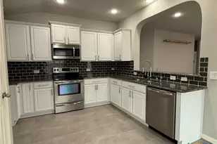 2252 Hawk Dr, New Braunfels, TX 78130 - Photo 11