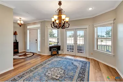 202 Prairie View, Victoria, TX 77904 - Photo 5