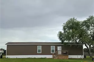 46 Co Rd 400, Yoakum, TX 77995 - Photo 13