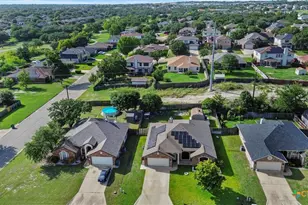 418 Canoe Dr, Harker Heights, TX 76548 - Photo 5