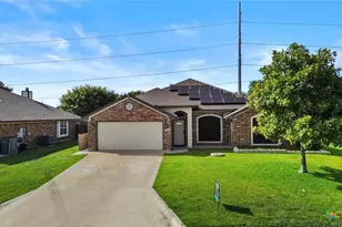 418 Canoe Dr, Harker Heights, TX 76548 - Photo 1