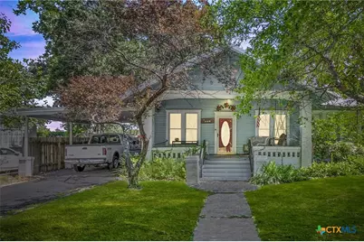 409 E Bowie Street, Luling, TX 78648 - Photo 1