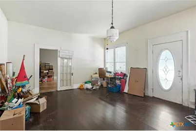 409 E Bowie Street, Luling, TX 78648 - Photo 3