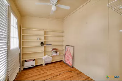 409 E Bowie Street, Luling, TX 78648 - Photo 15