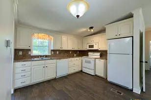 375 Alto Ln, Waco, TX 76705 - Photo 13