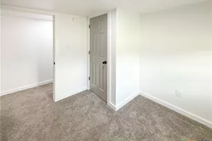 215 E Valley Rd, Harker Heights, TX 76548 - Photo 13