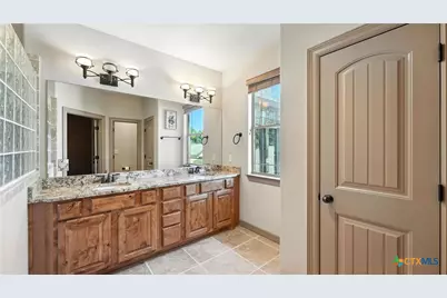 1642 Mikula Place, New Braunfels, TX 78130 - Photo 27