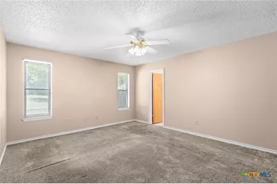 1703 Cedar Oaks Lane, Harker Heights, TX 76548 - Photo 17
