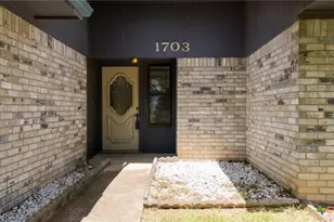 1703 Cedar Oaks Ln, Harker Heights, TX 76548 - Photo 3