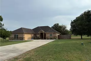 125 Cactus Wren Ln, Mcqueeney, TX 78123 - Photo 3