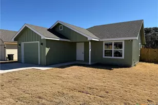 1710 E Ave J, Lampasas, TX 76550 - Photo 1