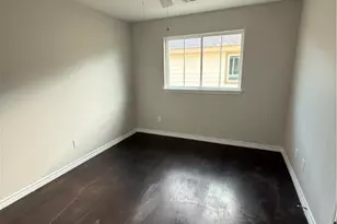 1710 E Ave J, Lampasas, TX 76550 - Photo 9