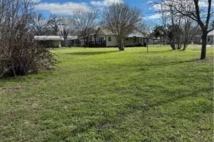 602 & 606 E Clayton St, Cuero, TX 77954 - Photo 7
