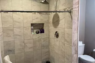 602 & 606 E Clayton St, Cuero, TX 77954 - Photo 9