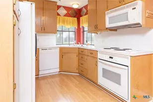 401 Mariner Dr, Victoria, TX 77901 - Photo 11