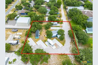 914,916,918 Mission Street, Rockport, TX 78382 - Photo 3