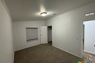 167 Lakeside Pass, New Braunfels, TX 78130 - Photo 9