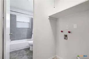 4806 Luz Ave, San Antonio, TX 78237 - Photo 19