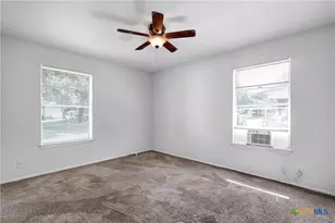 4806 Luz Ave, San Antonio, TX 78237 - Photo 21