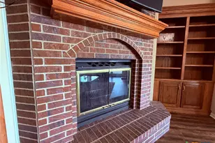 868 Shannon Ln, Port Lavaca, TX 77979 - Photo 11