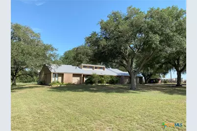 2082 Fm 318, Hallettsville, TX 77964 - Photo 41