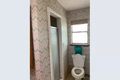 2082 Fm 318, Hallettsville, TX 77964 - Photo 17