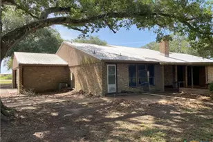 2082 FM318, Hallettsville, TX 77964 - Photo 3
