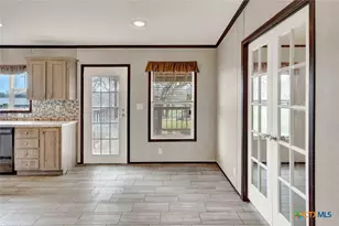 345 Shorthorn Rd, Stockdale, TX 78160 - Photo 19