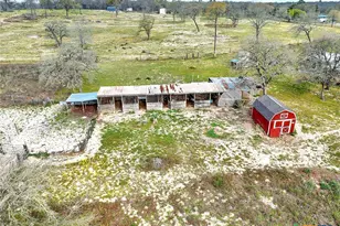 345 Shorthorn Rd, Stockdale, TX 78160 - Photo 33