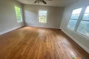 702 E Mesquite Ln, Victoria, TX 77901 - Photo 17